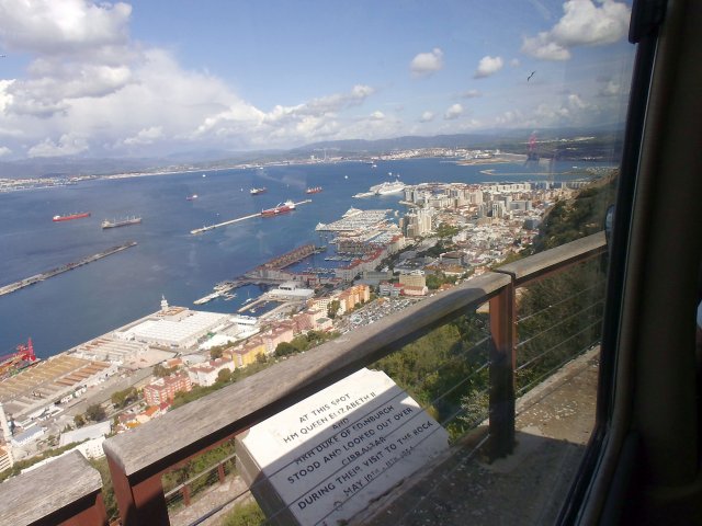 242 gibraltar hafen